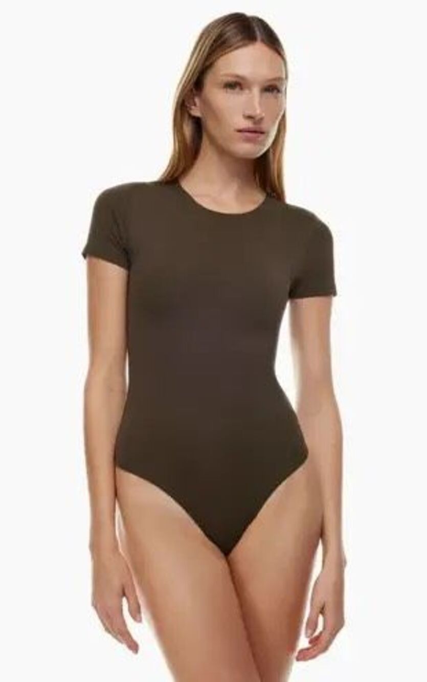 Aritzia Babaton Contour Crew Short Sleeve Bodysuit brown women's large NEW